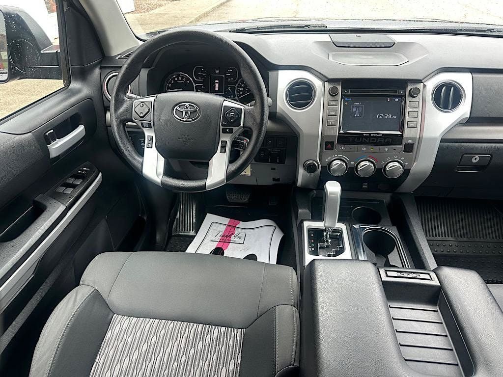 Certified 2018 Toyota Tundra SR5 w/ SR5 Upgrade Package AWD/4WD image 18