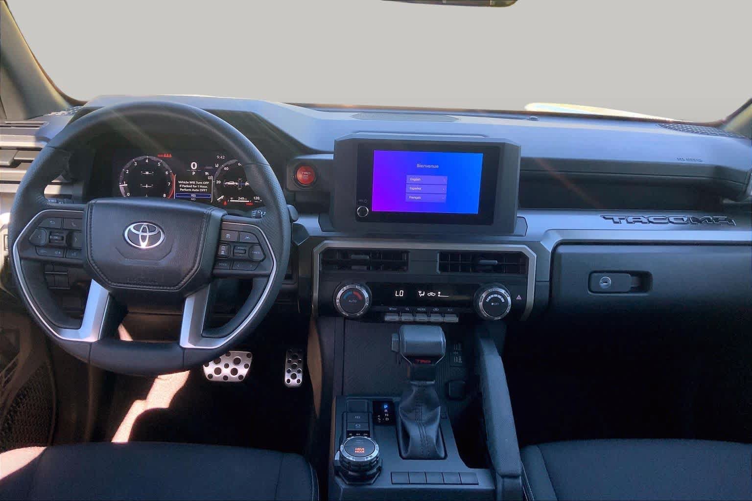 Used 2025 Toyota Tacoma TRD Sport AWD/4WD image 15