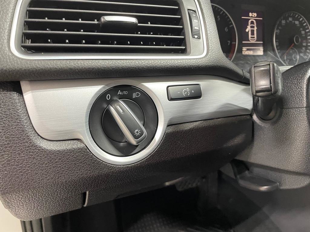 Used 2012 Volkswagen Passat 2.5 SE image 26