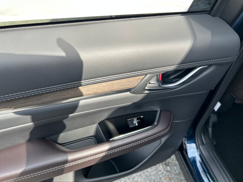 New 2025 MAZDA CX-5 Signature image 25