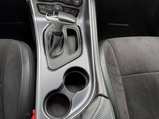 Used 2016 Dodge Challenger R/T Scat Pack w/ Leather Interior Group RWD image 30