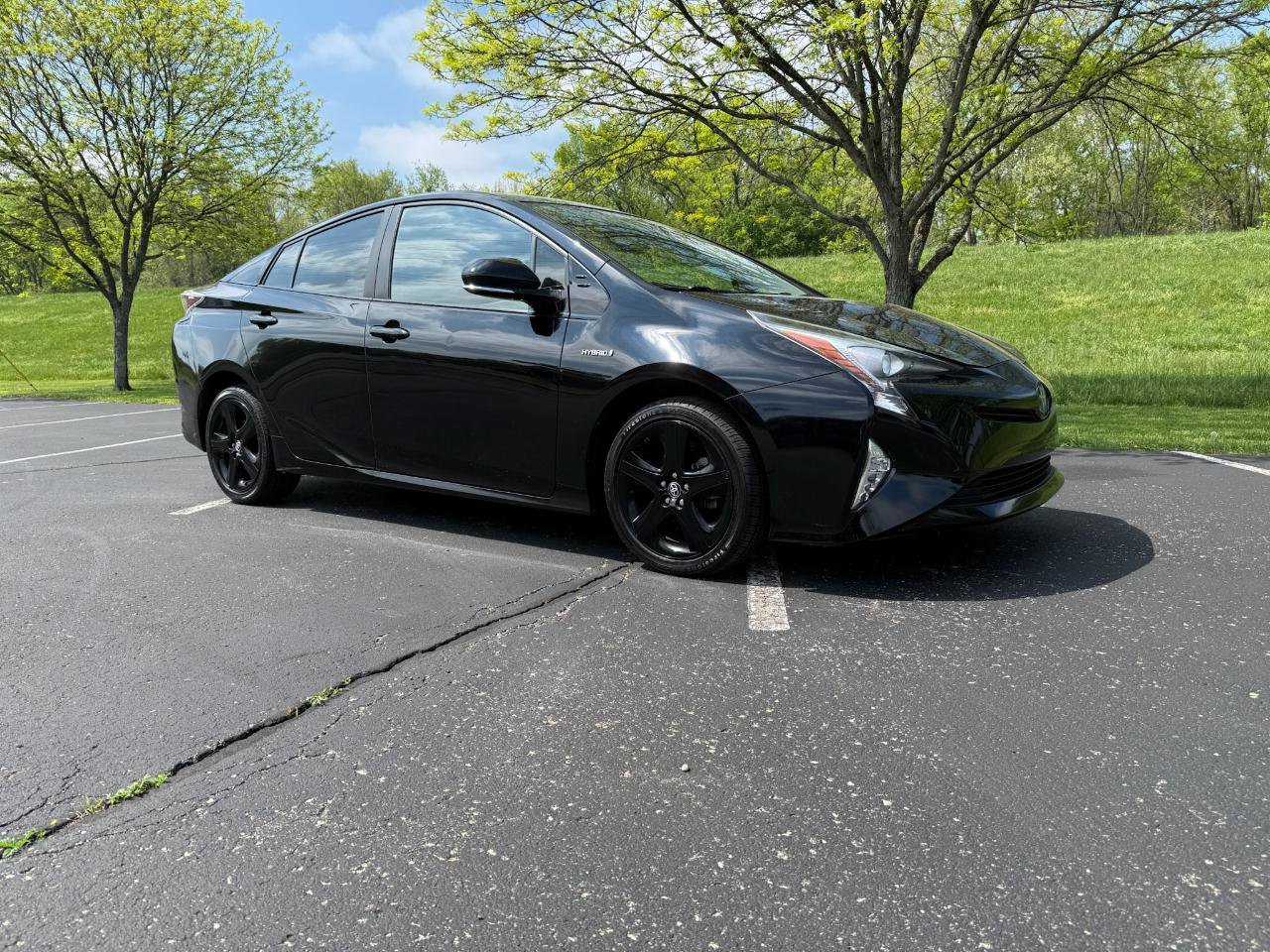 Used 2017 Toyota Prius Four Touring FWD image 1