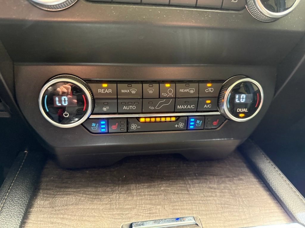 Used 2020 Ford Expedition Max Limited w/ Equipment Group 301A AWD/4WD image 20