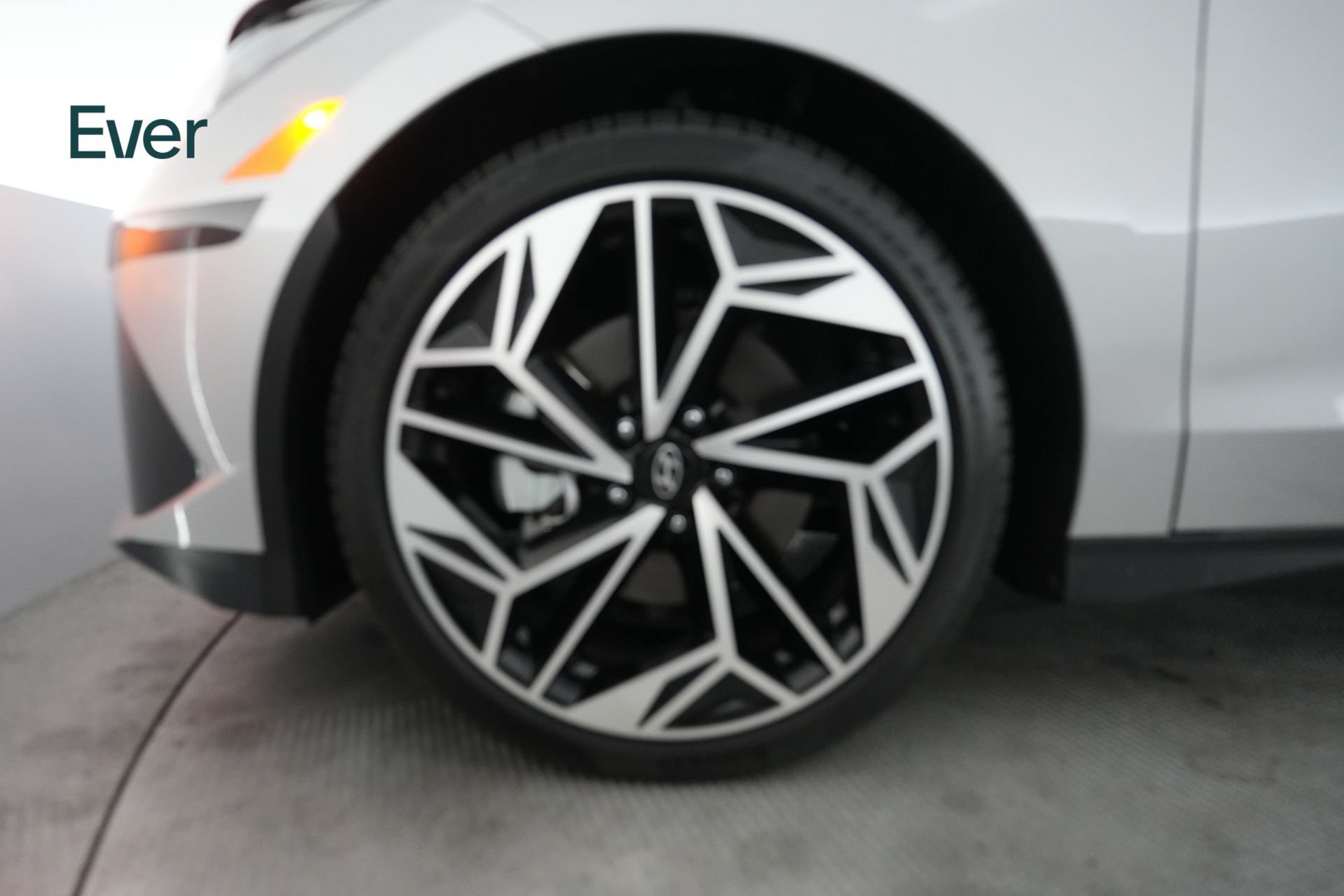 Used 2024 Hyundai Ioniq 6 SEL RWD image 19