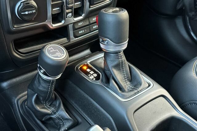 New 2027 Jeep Wrangler Unlimited Sahara AWD/4WD image 18