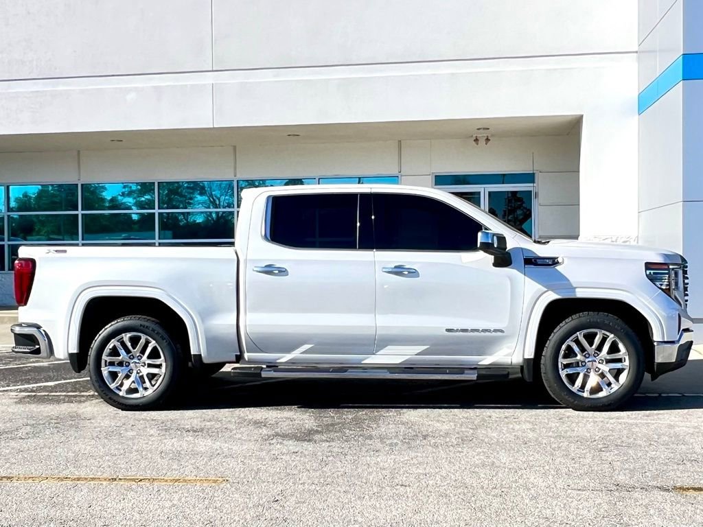 Used 2024 GMC Sierra 1500 SLT w/ SLT Convenience Package video 3