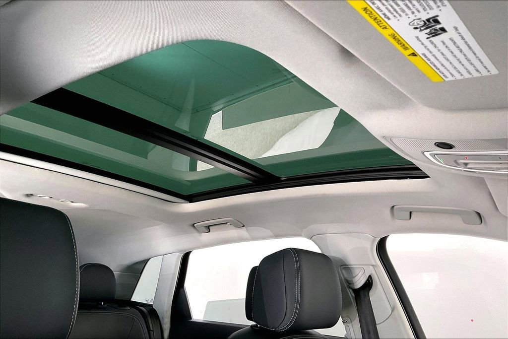 Used 2024 Audi Q8 e-tron Premium Plus w/ Premium Plus Package image 22