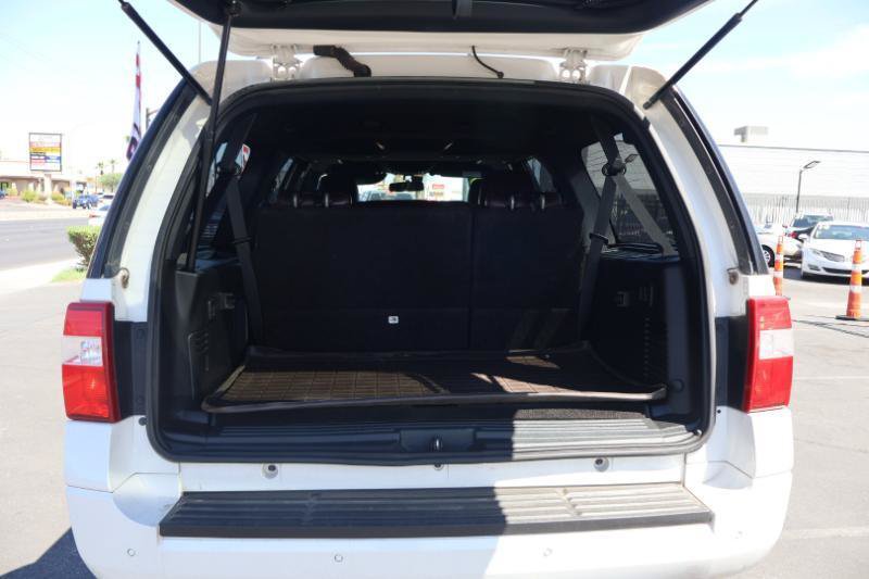 Used 2015 Ford Expedition EL Platinum AWD/4WD image 11