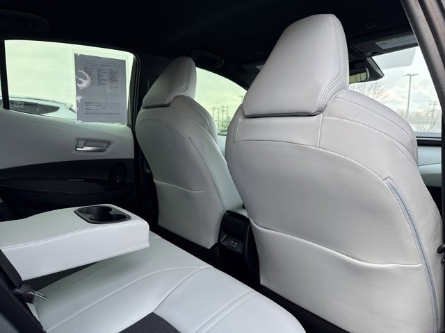 Certified 2025 Toyota Corolla XSE image 29