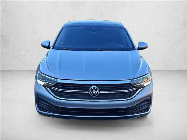 Used 2022 Volkswagen Jetta SE w/ Panoramic Sunroof Package FWD video 2