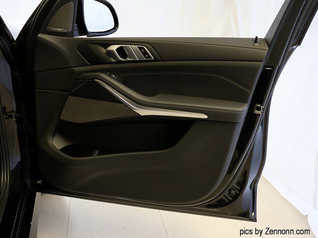 Certified 2025 BMW X5 M60i w/ Climate Comfort Package image 36