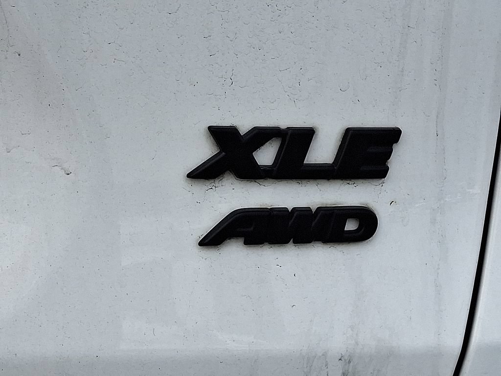 Used 2023 Toyota RAV4 XLE w/ Convenience Package AWD/4WD image 12