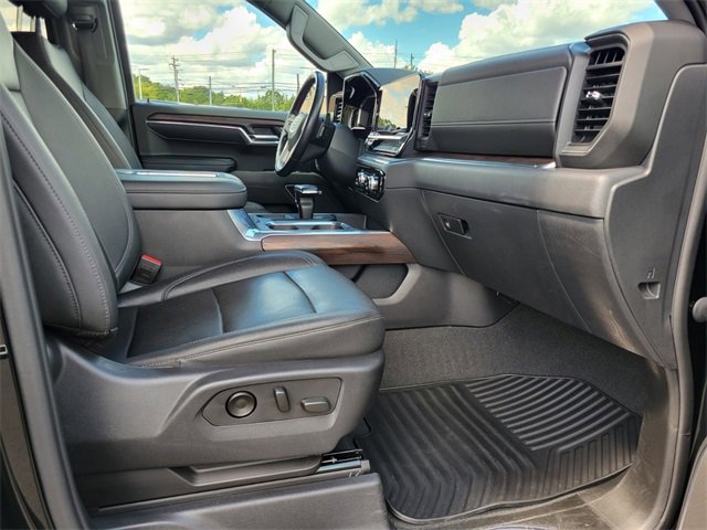 Used 2022 GMC Sierra 1500 SLT image 13