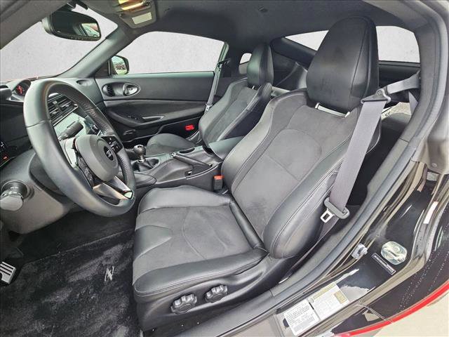 Used 2024 Nissan Z Performance w/ Floor Mat Package image 16