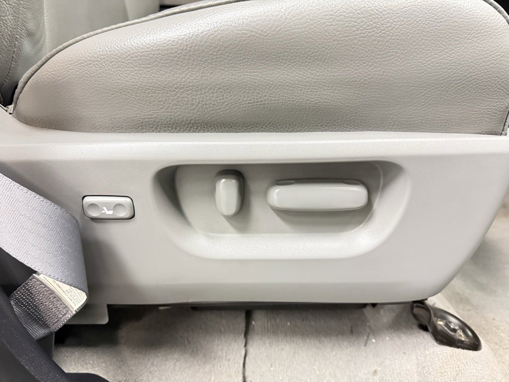 Used 2008 Toyota Tundra Limited image 14