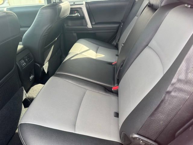 Certified 2020 Toyota 4Runner SR5 Premium AWD/4WD image 7