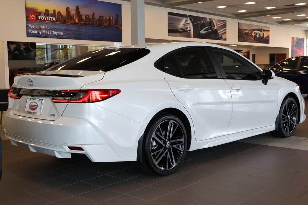 Used 2026 Toyota Camry XSE FWD image 3