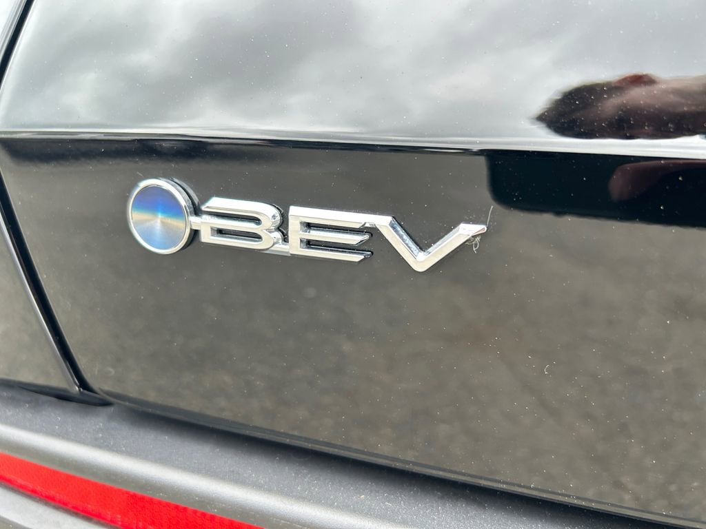 Used 2025 Toyota bZ4X FWD image 35
