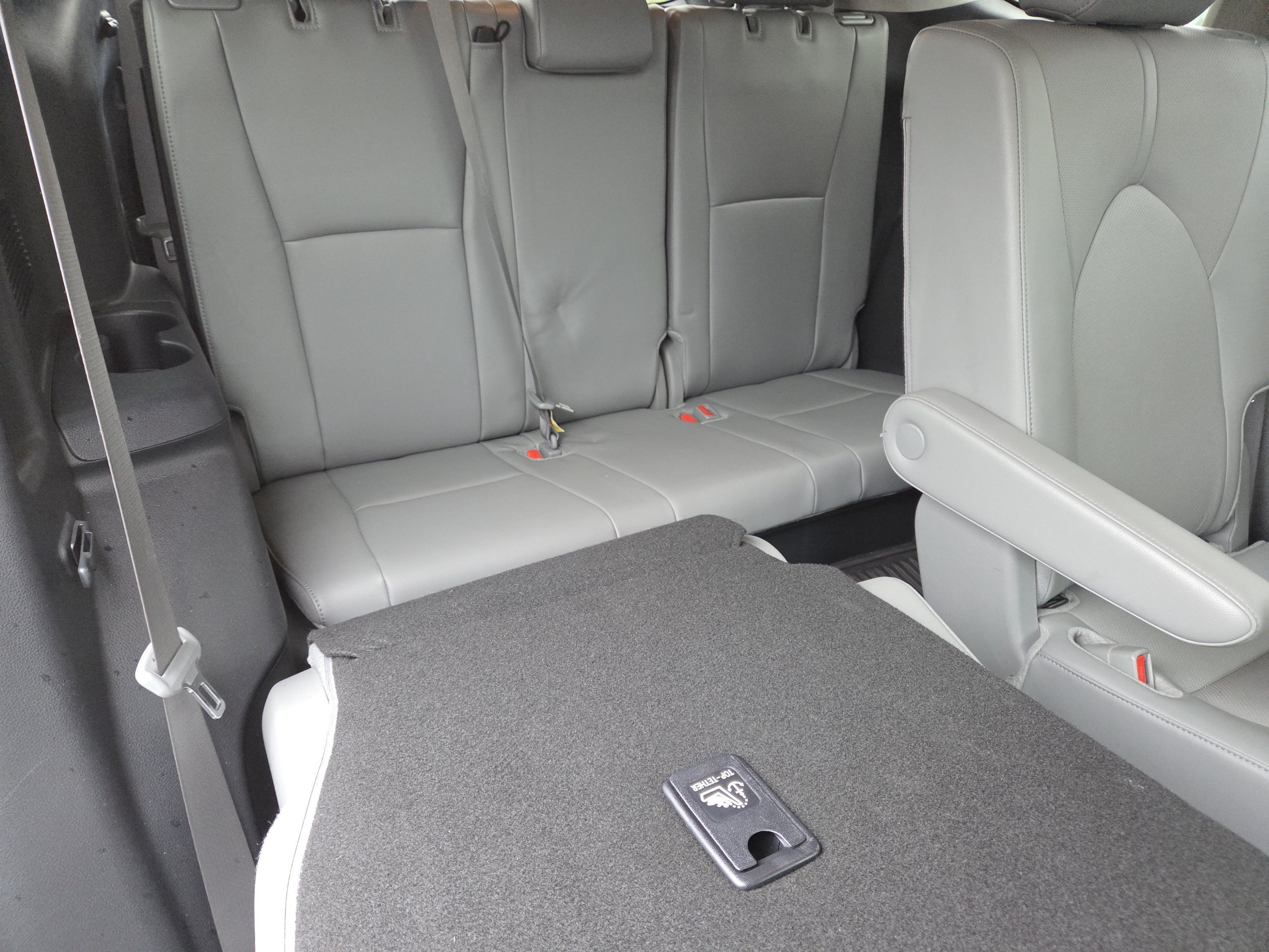 Used 2024 Toyota Highlander Limited AWD/4WD image 5
