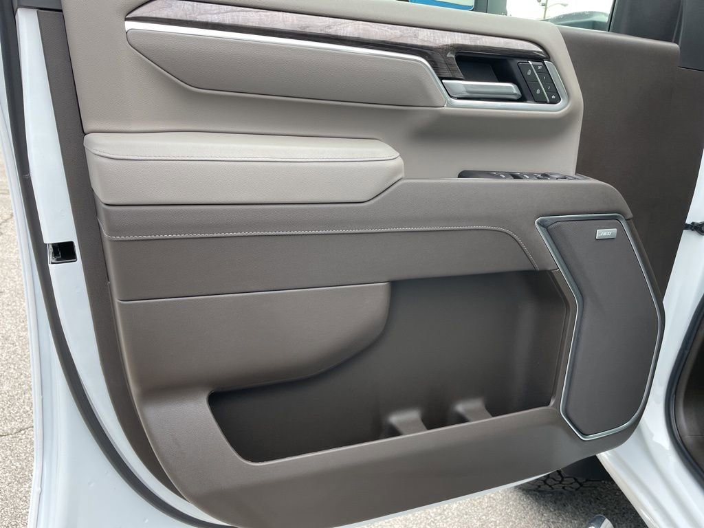 New 2026 Chevrolet Silverado 2500 LTZ w/ LTZ Convenience Package image 5