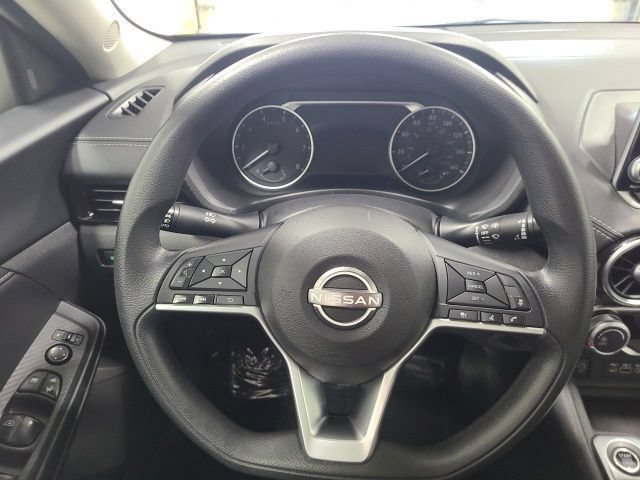 Used 2024 Nissan Sentra SV FWD image 22