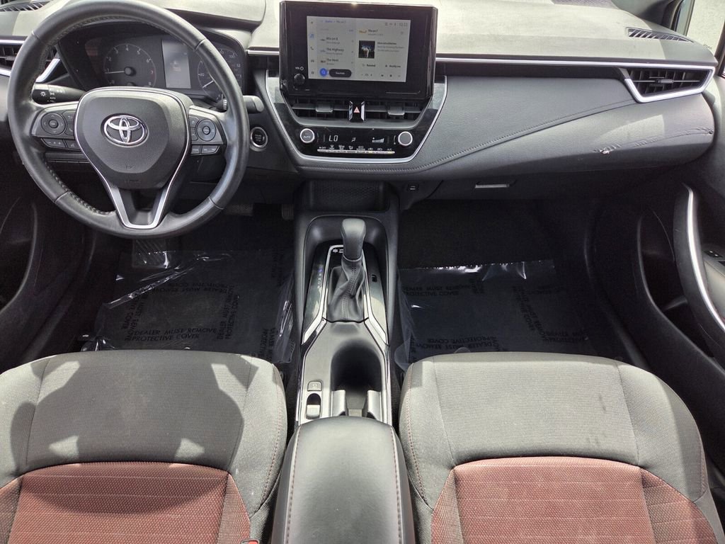 Used 2023 Toyota Corolla SE image 8