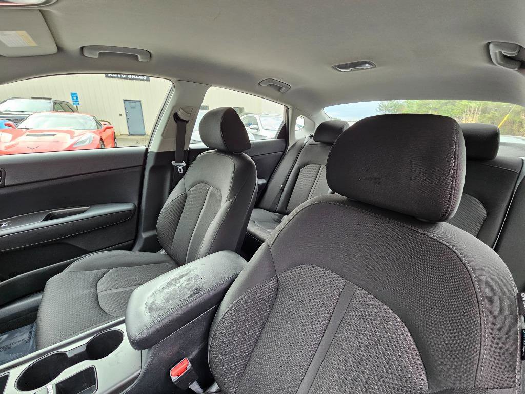 Used 2016 Kia Optima LX FWD image 17