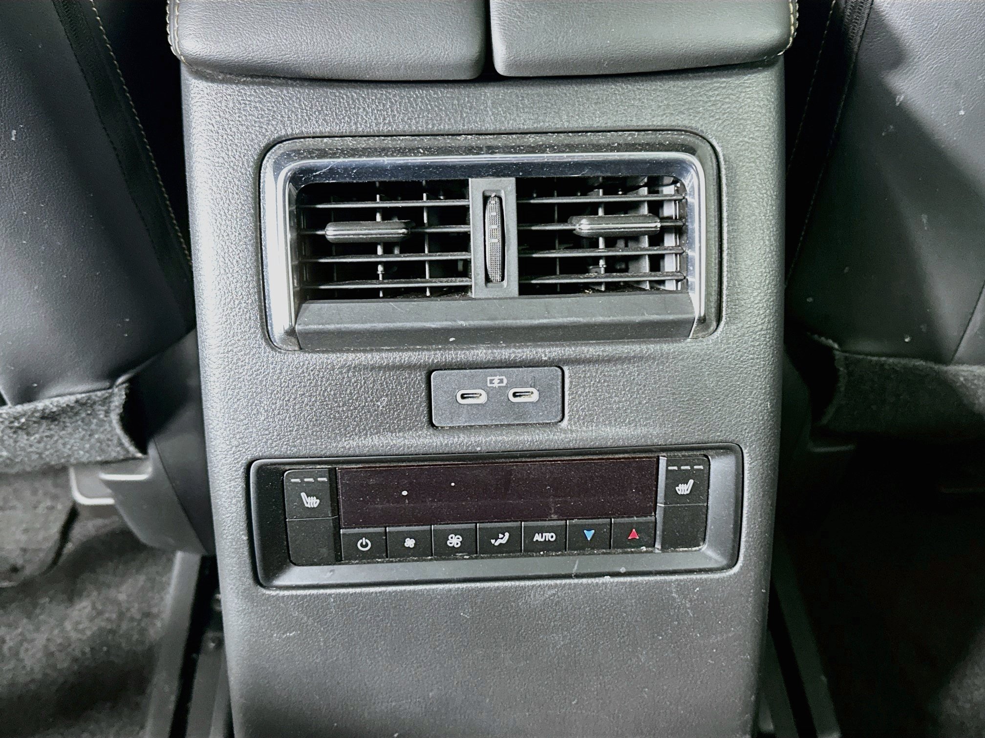 Used 2024 MAZDA CX-90 Plug-In Hybrid w/ Premium Plus AWD/4WD image 29