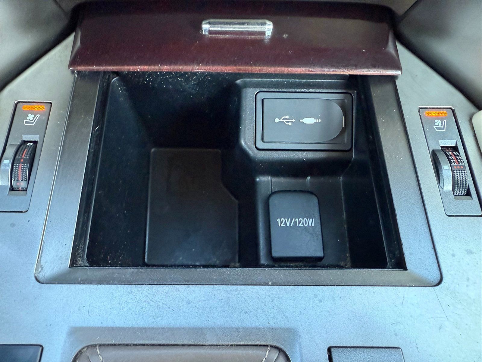 Used 2017 Lexus GX 460 image 27