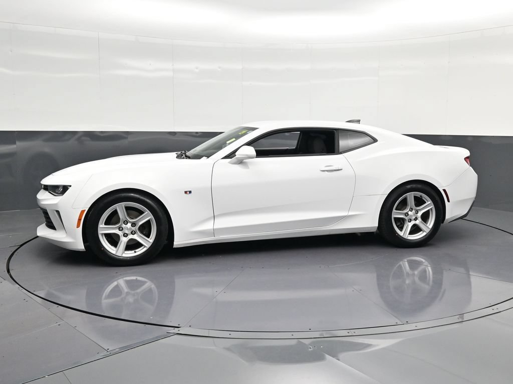 Used 2018 Chevrolet Camaro LS RWD image 7