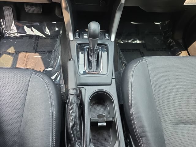 Used 2016 Subaru Forester 2.5i Touring w/ Eyesight & Navigation System AWD/4WD image 18