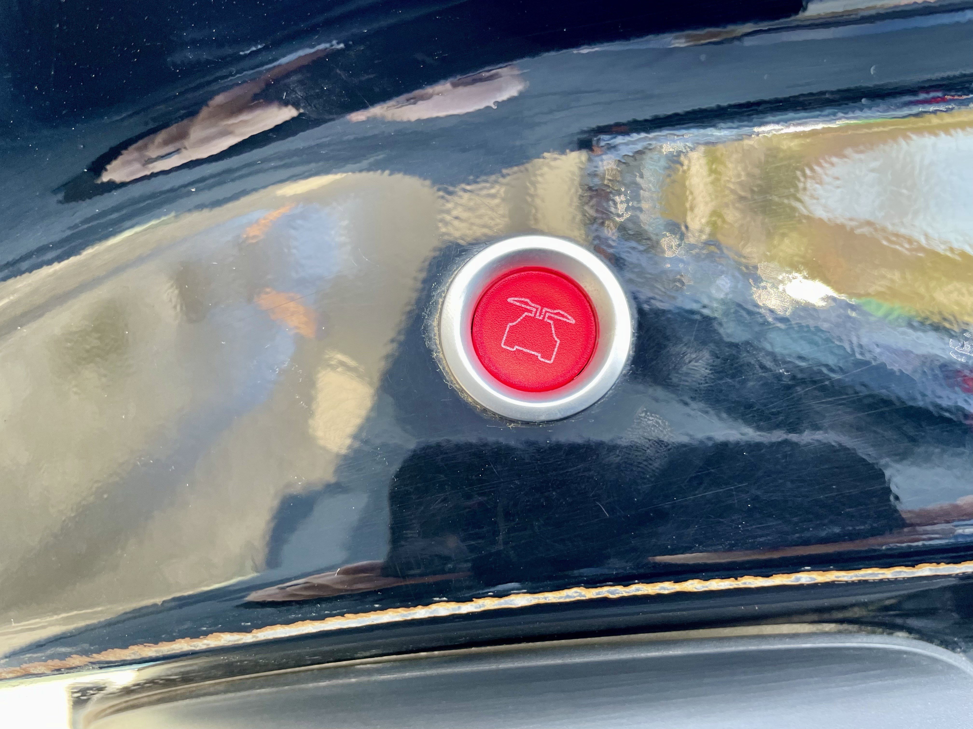 Used 2022 Tesla Model X Plaid image 44