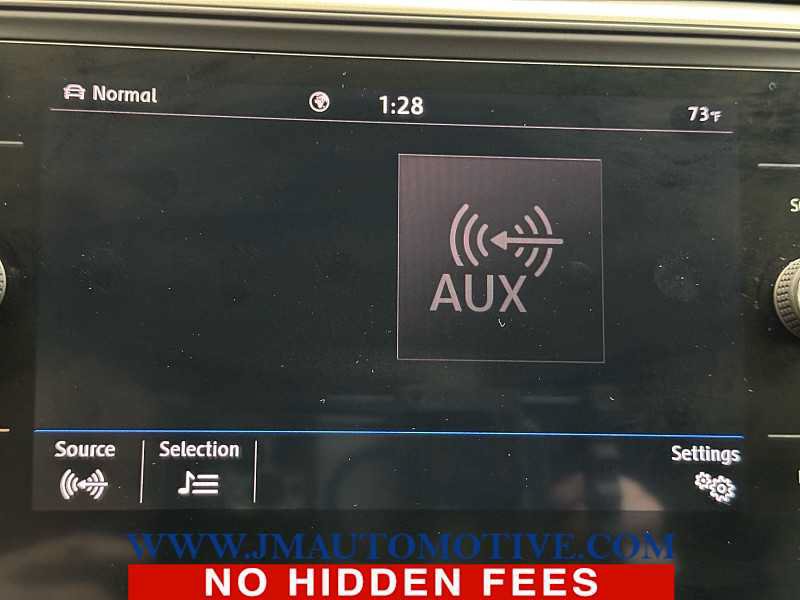 Used 2020 Volkswagen Atlas Cross Sport SE w/ Panoramic Sunroof Package AWD/4WD image 24