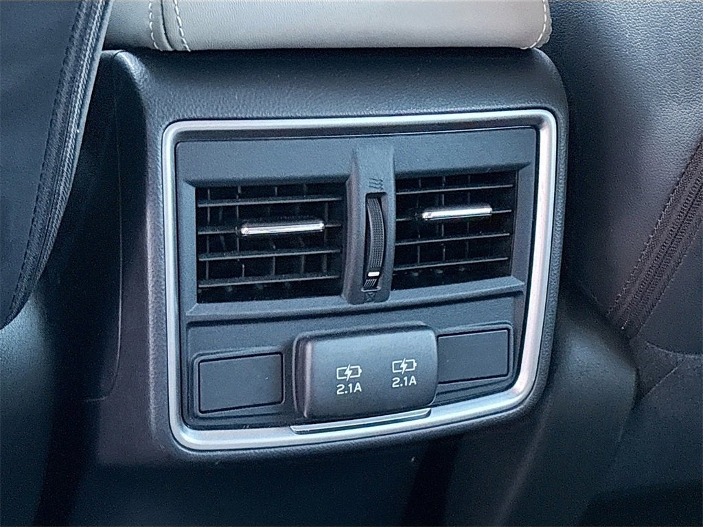 Used 2021 Subaru Forester Limited image 26