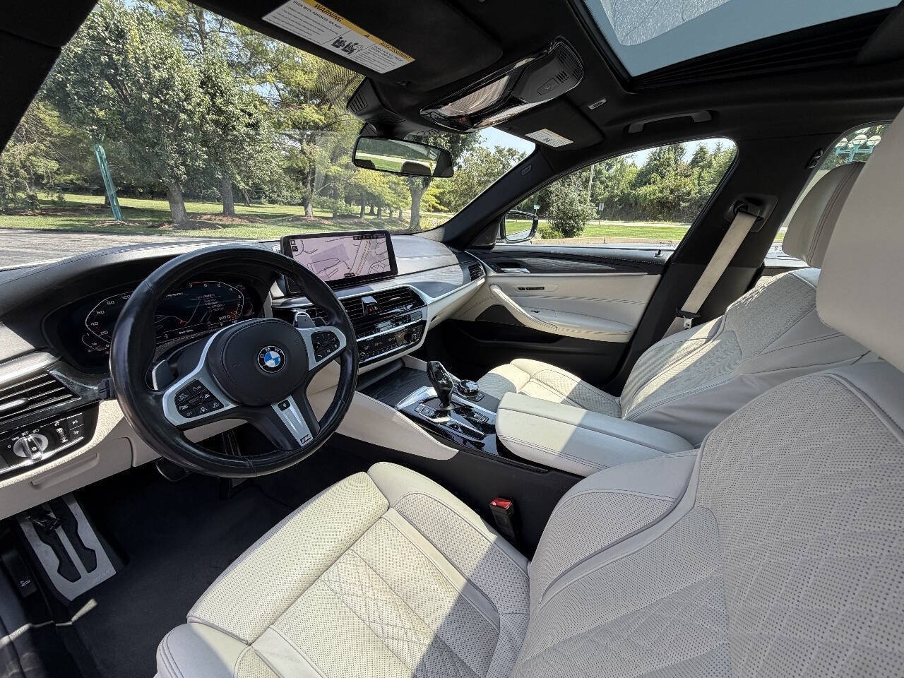 Used 2021 BMW M550i xDrive w/ Executive Package AWD/4WD image 8