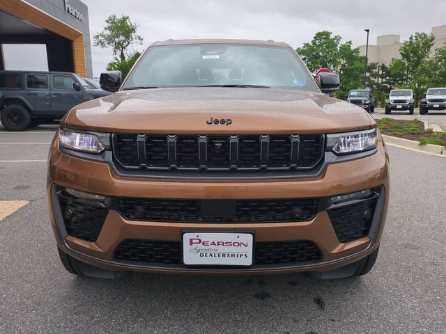 New 2026 Jeep Grand Cherokee L Limited AWD/4WD image 9