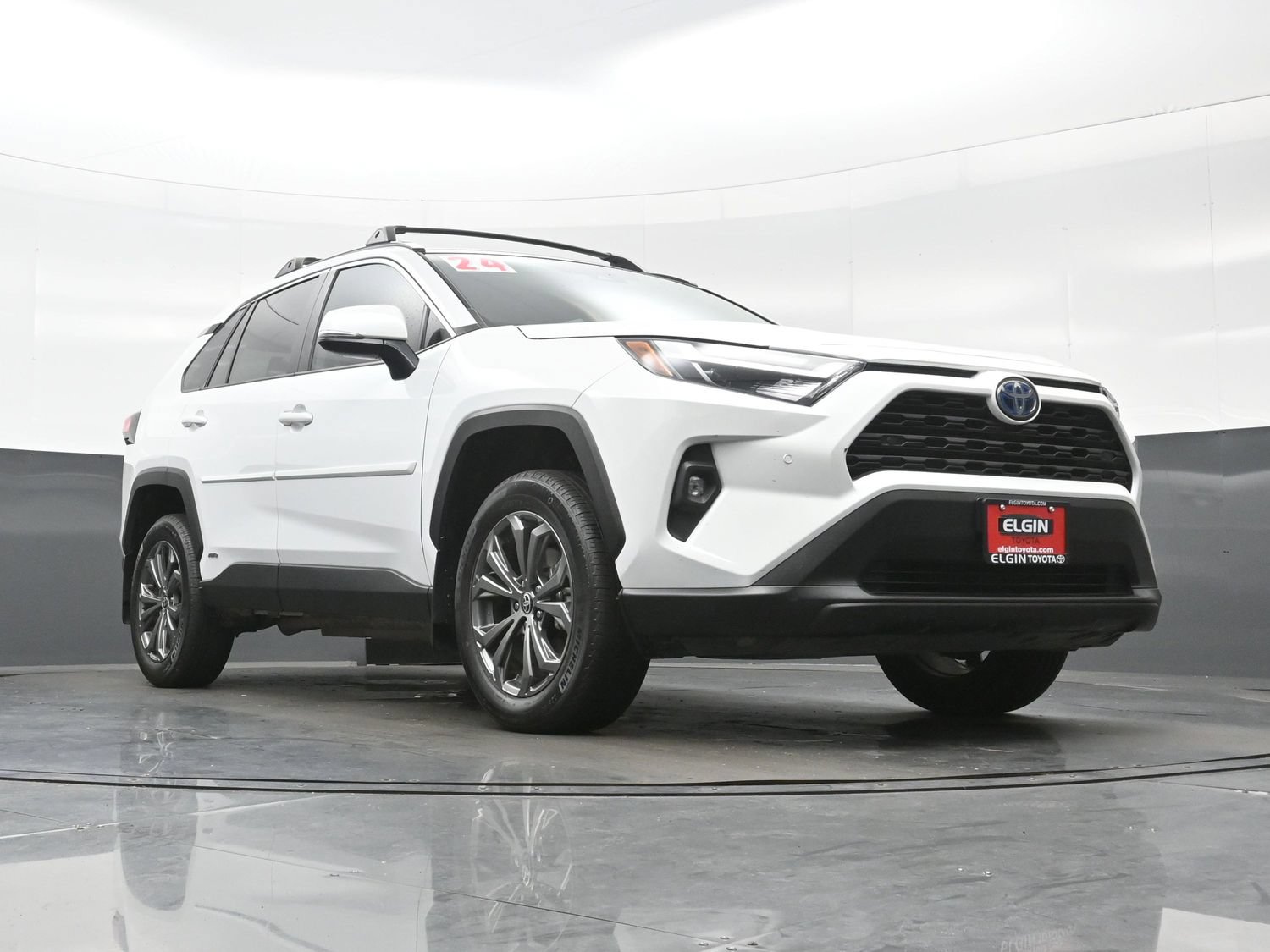 Used 2024 Toyota RAV4 XLE Premium w/ Weather Package AWD/4WD image 27