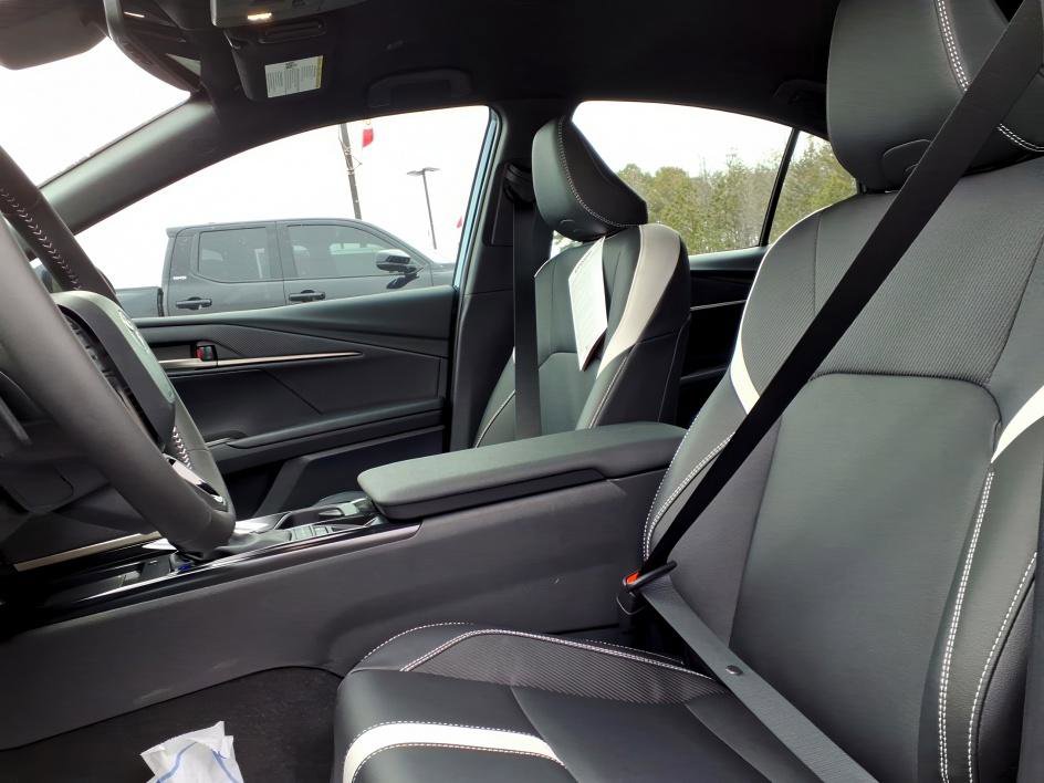 New 2026 Toyota Camry SE image 8