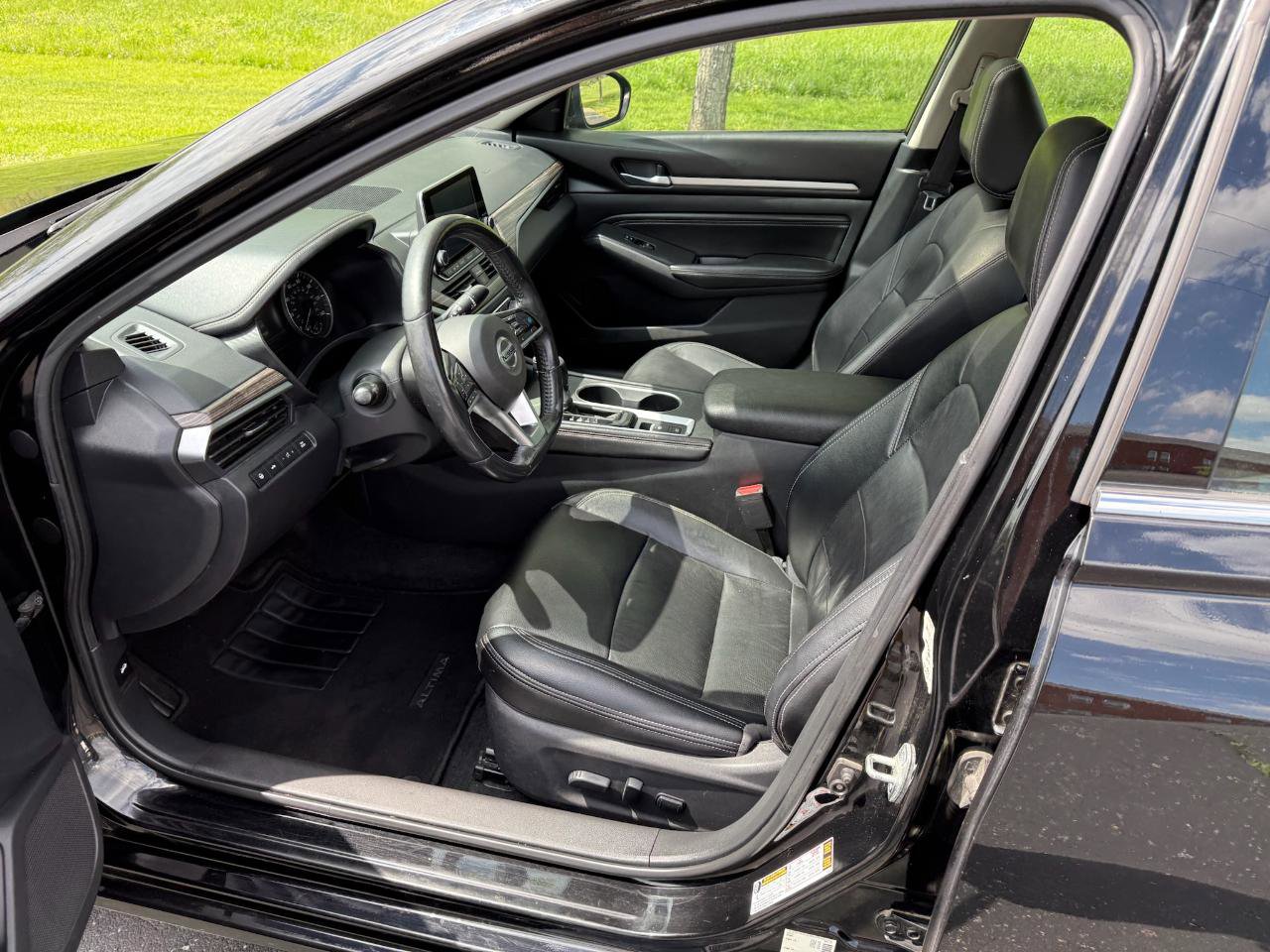 Used 2019 Nissan Altima 2.5 SL FWD image 9