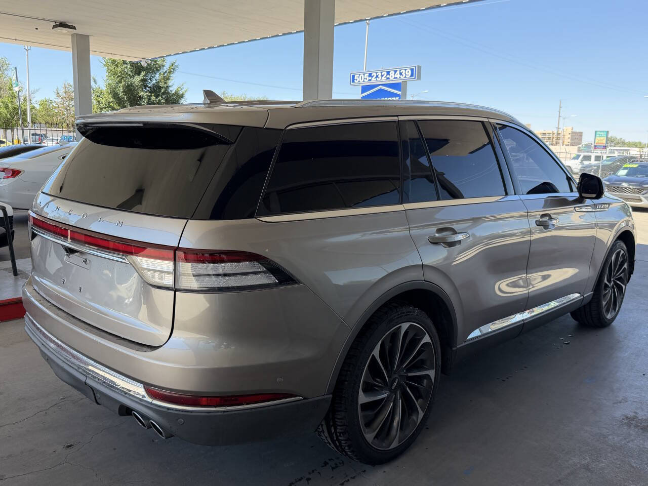 Used 2020 Lincoln Aviator Reserve w/ Equipment Group 202A AWD/4WD image 8