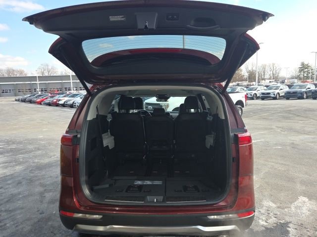 Used 2024 Kia Carnival SX image 9