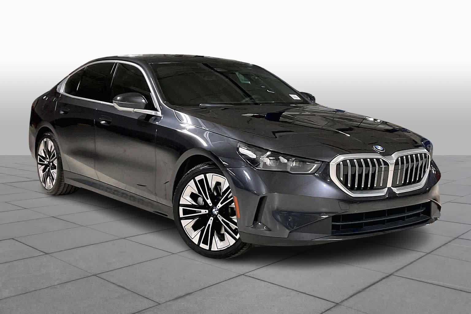 Certified 2025 BMW 530i video 2