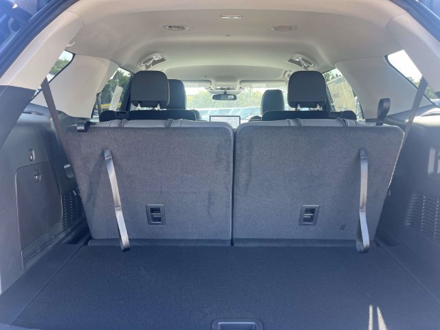 New 2026 Ford Explorer Active w/ Active Comfort Package RWD image 8