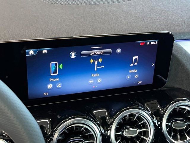 New 2025 Mercedes-Benz GLA 35 AMG 4MATIC image 5