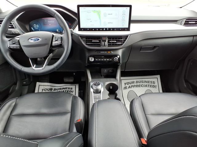 Used 2023 Ford Escape Platinum image 10