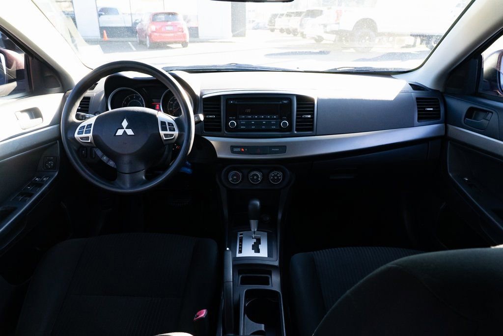 Used 2014 Mitsubishi Lancer ES image 7