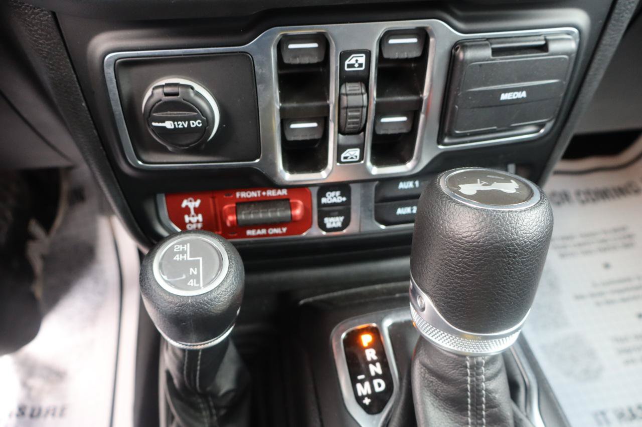 Used 2026 Jeep Wrangler Unlimited Rubicon AWD/4WD image 15