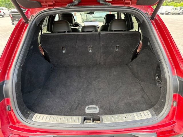 Used 2022 Genesis GV70 3.5T Sport w/ Sport Prestige Package AWD/4WD image 18