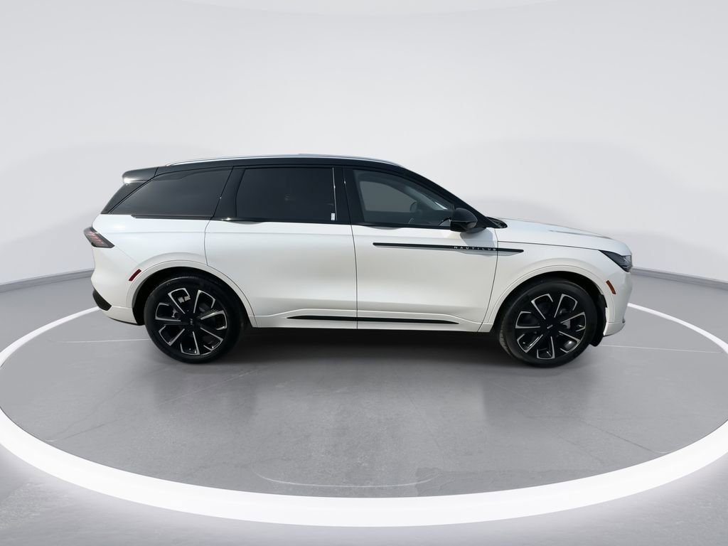 New 2026 Lincoln Nautilus Reserve AWD/4WD image 9