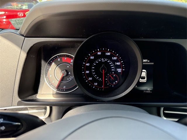 Used 2021 Hyundai Elantra SEL image 15